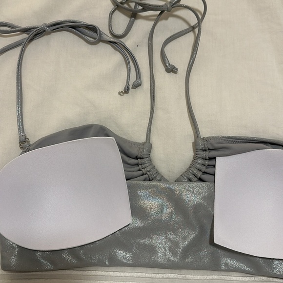 NWT UO Out From Under Isla Metallic Bandeau Bikini Set Top-Size L Bottoms-Size M - Picture 15 of 16